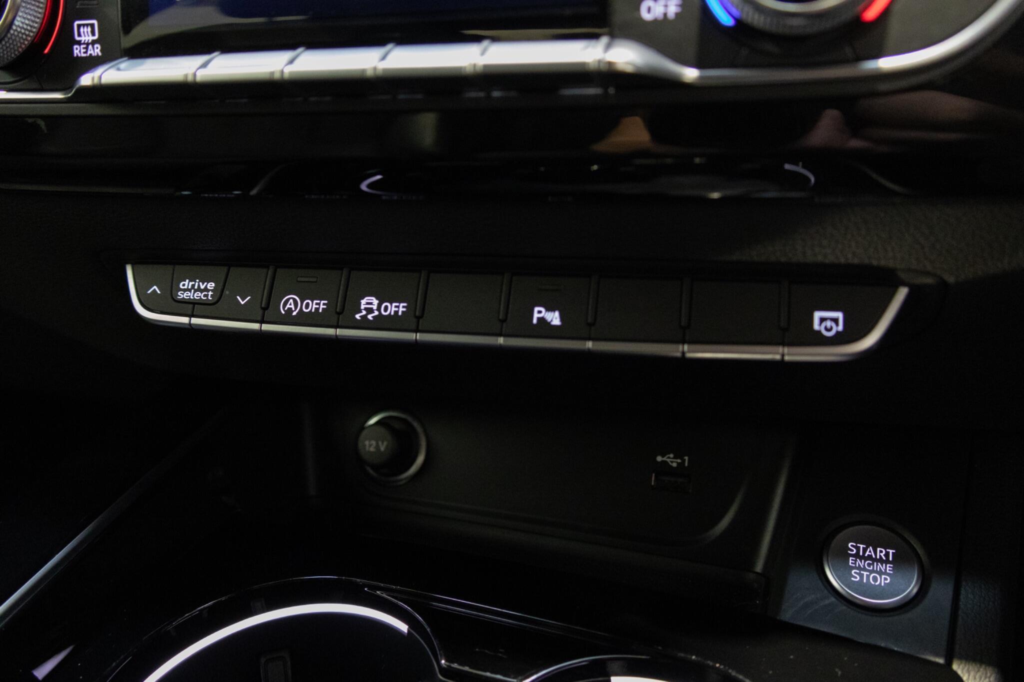 Audi A4 Avant - Image 26