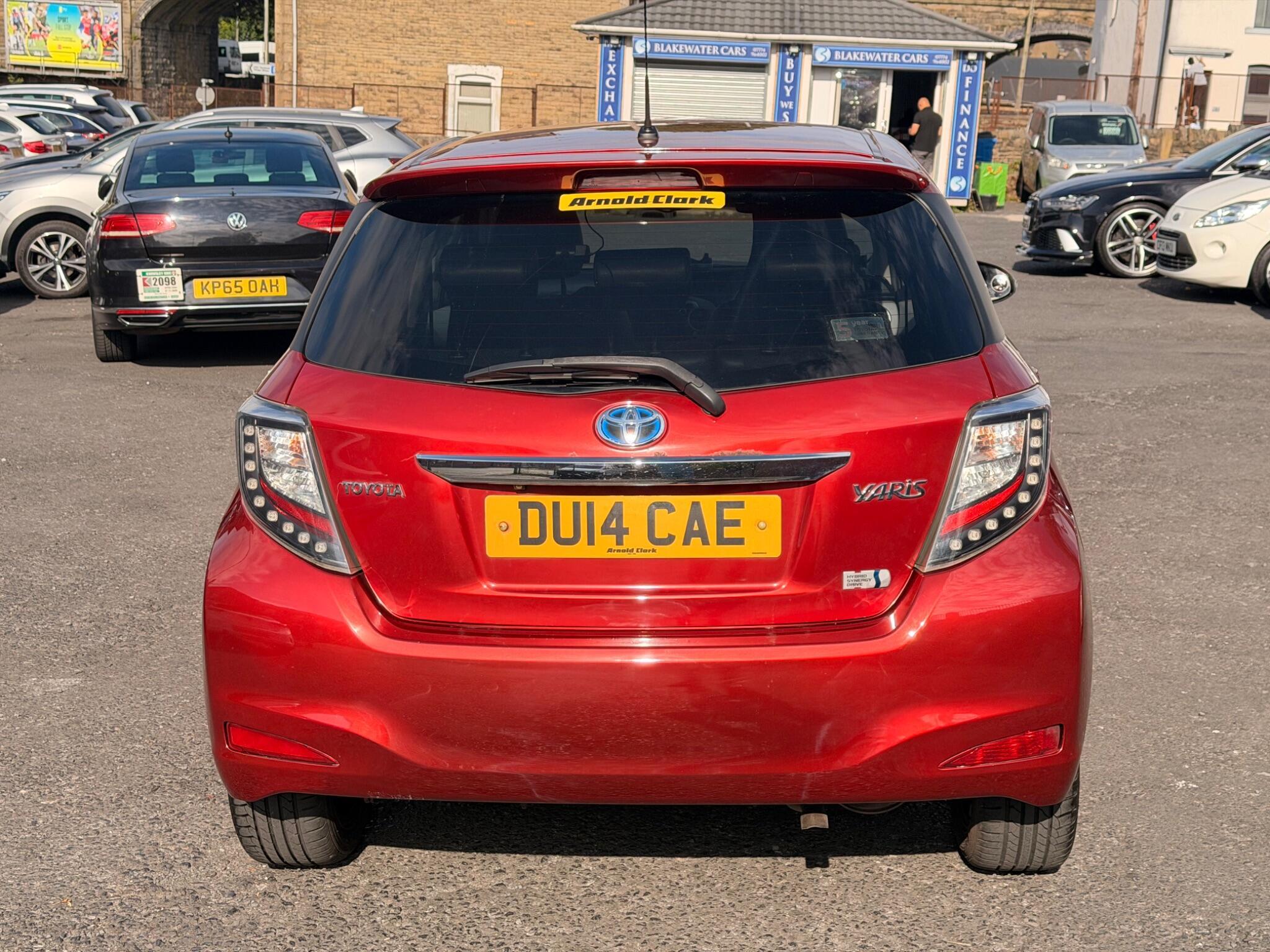 Toyota Yaris - Image 6