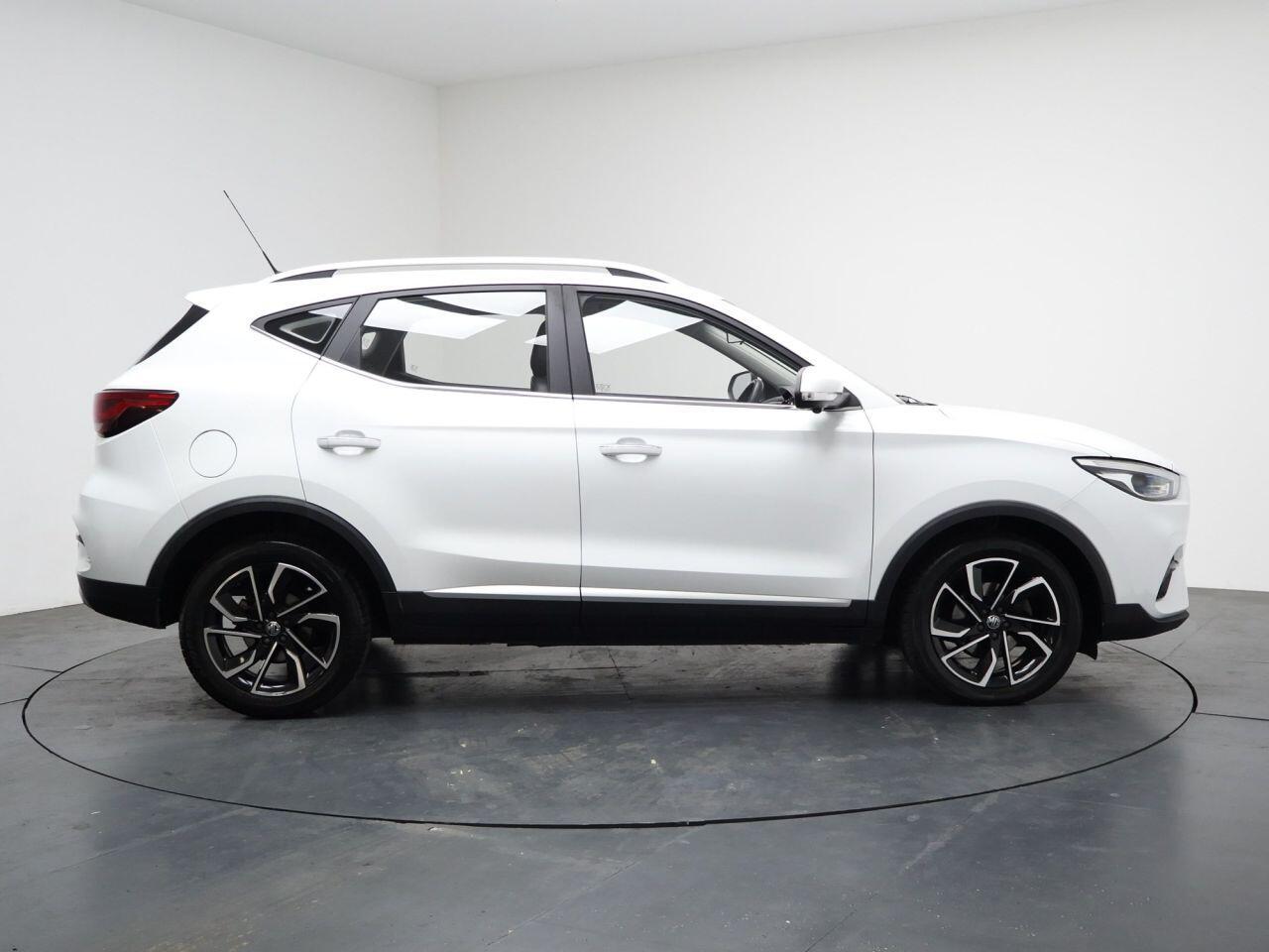 MG MG ZS - Image 14