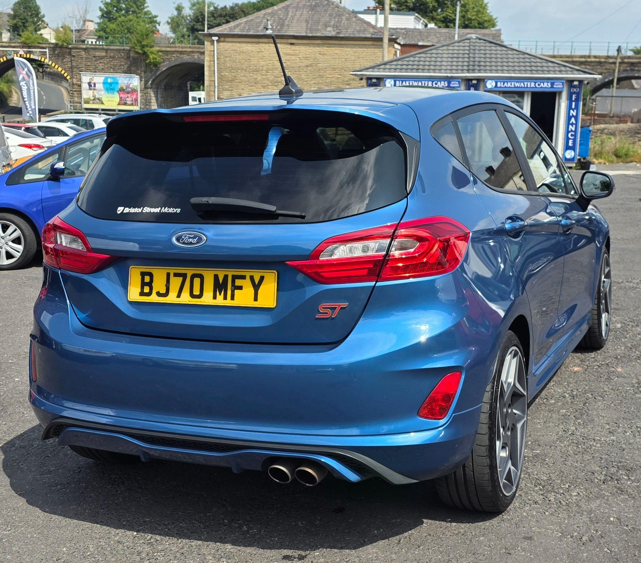 Ford Fiesta - Image 7