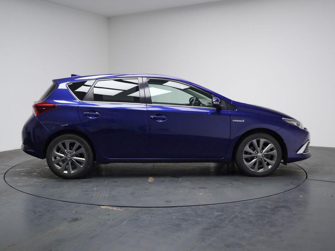 Toyota Auris - Image 12