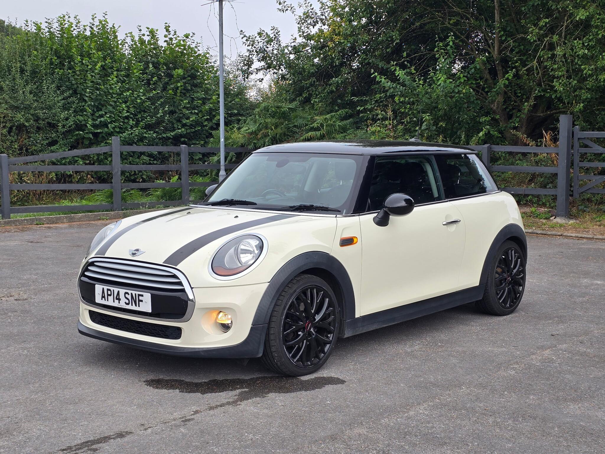MINI Hatch - Image 13