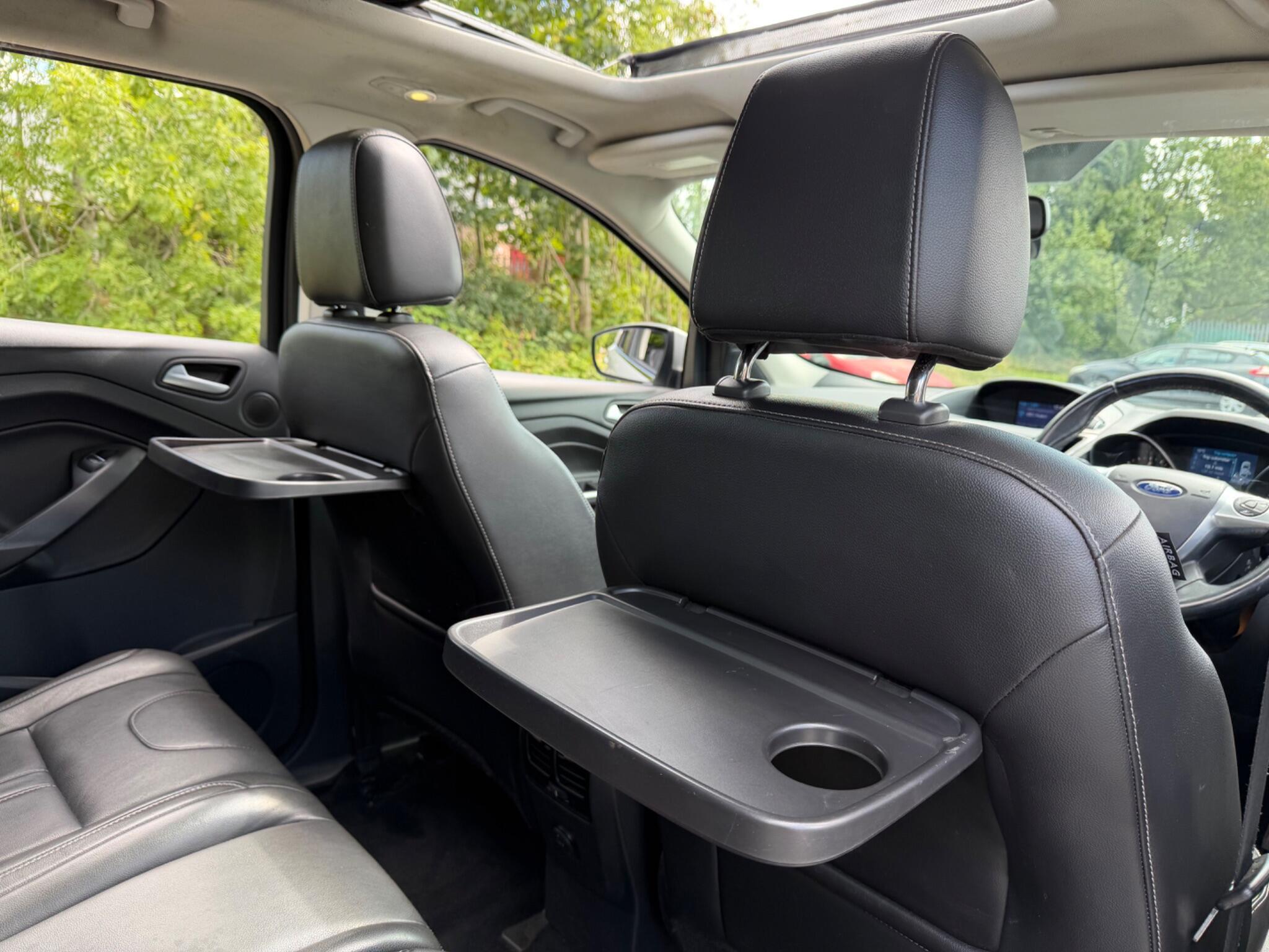 Ford Kuga - Image 16