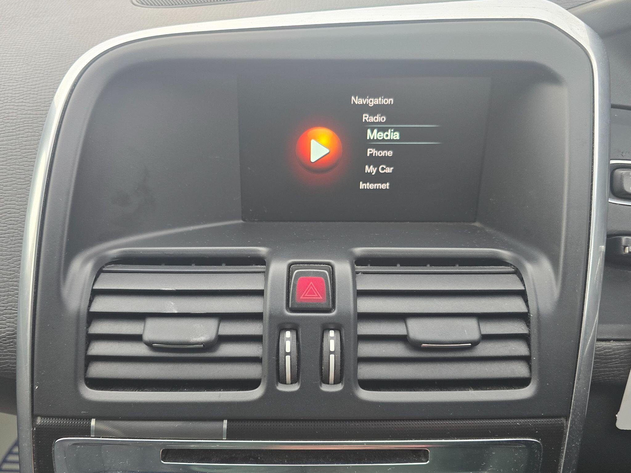 Volvo XC60 - Image 48