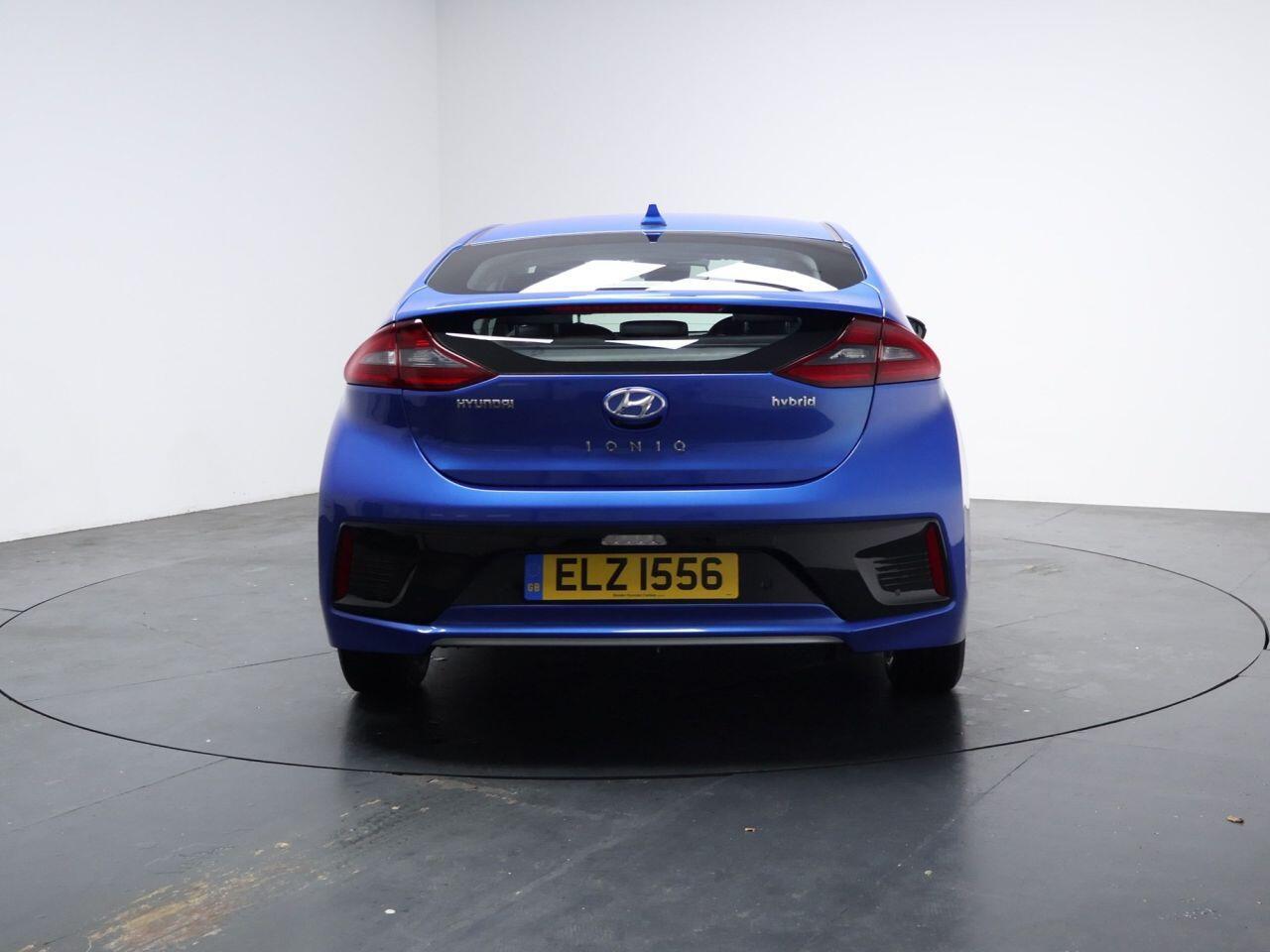 Hyundai Ioniq - Image 11