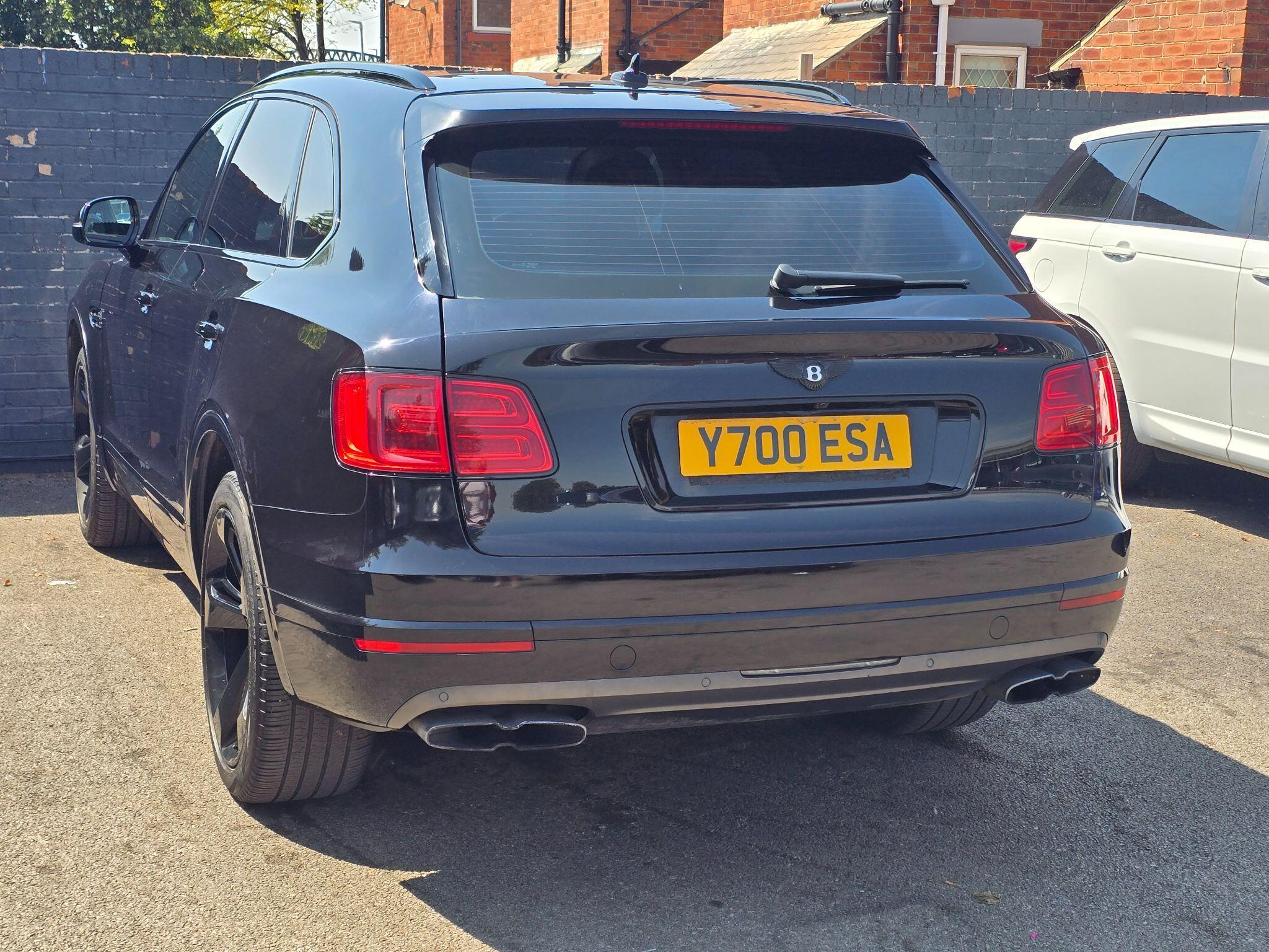 Bentley Bentayga - Image 8