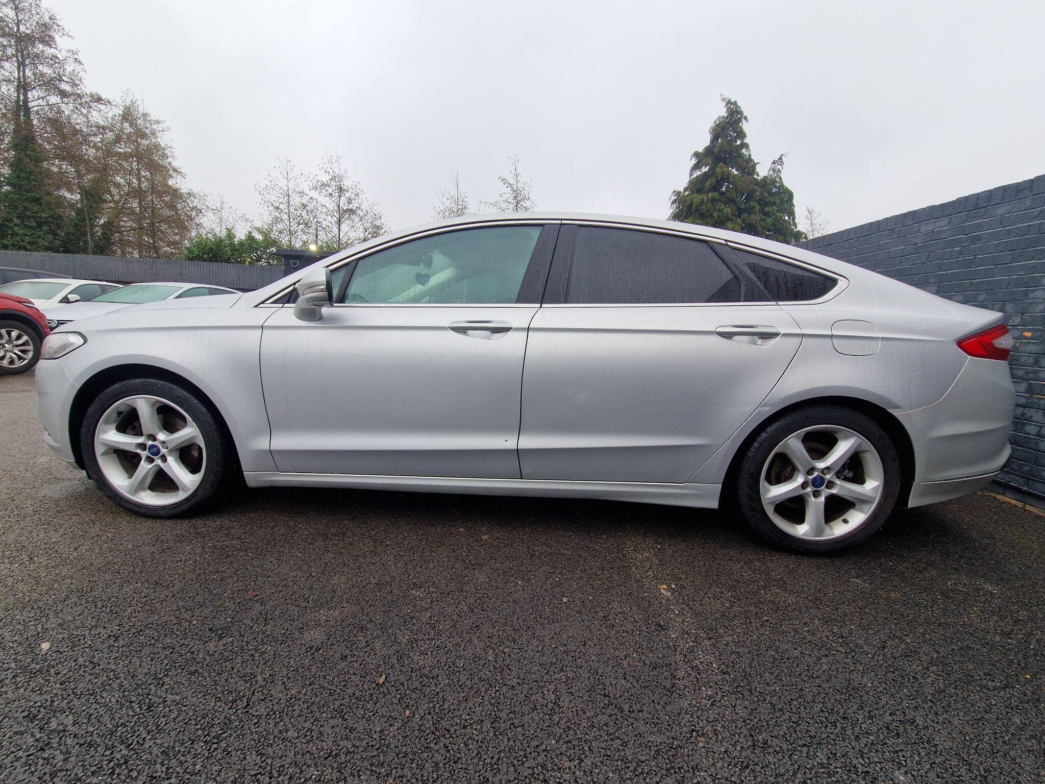Ford Mondeo - Image 6