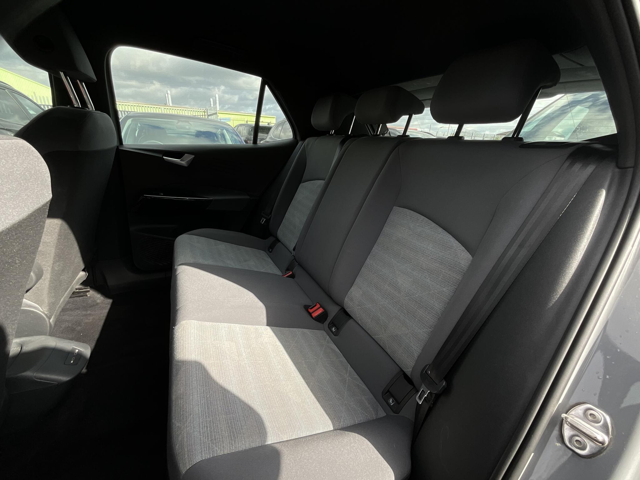 Volkswagen ID.3 - Image 14