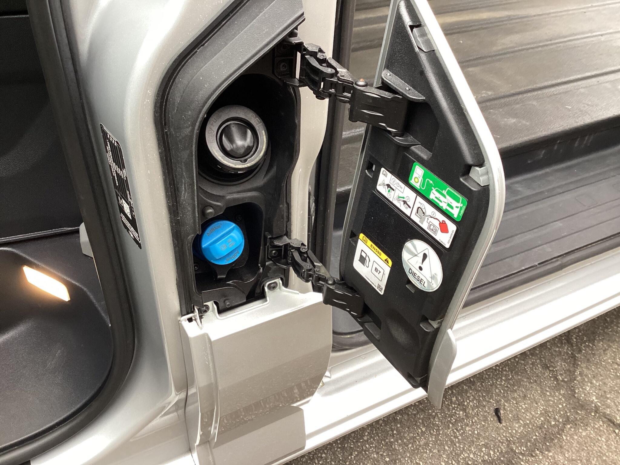 Ford Transit Custom - Image 11