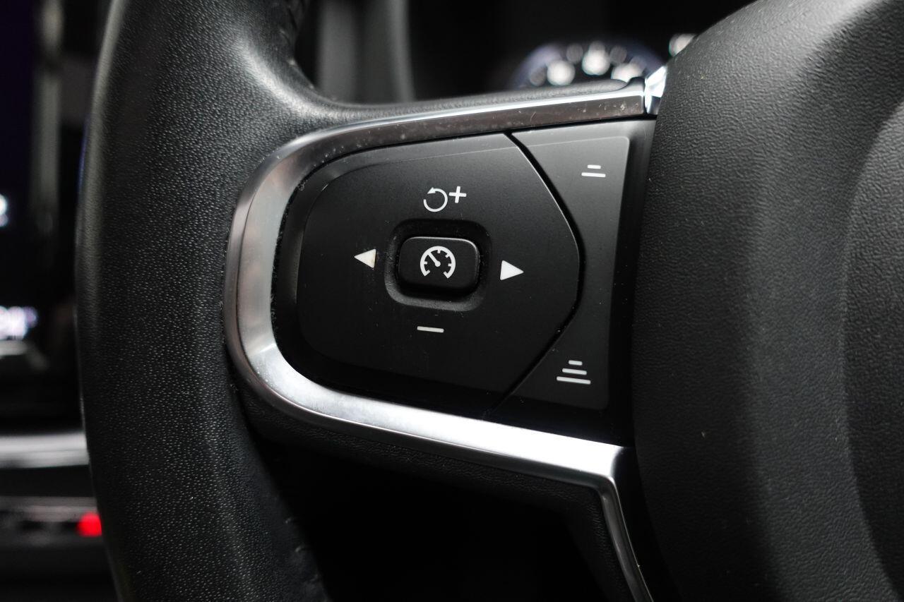 Volvo XC60 - Image 24