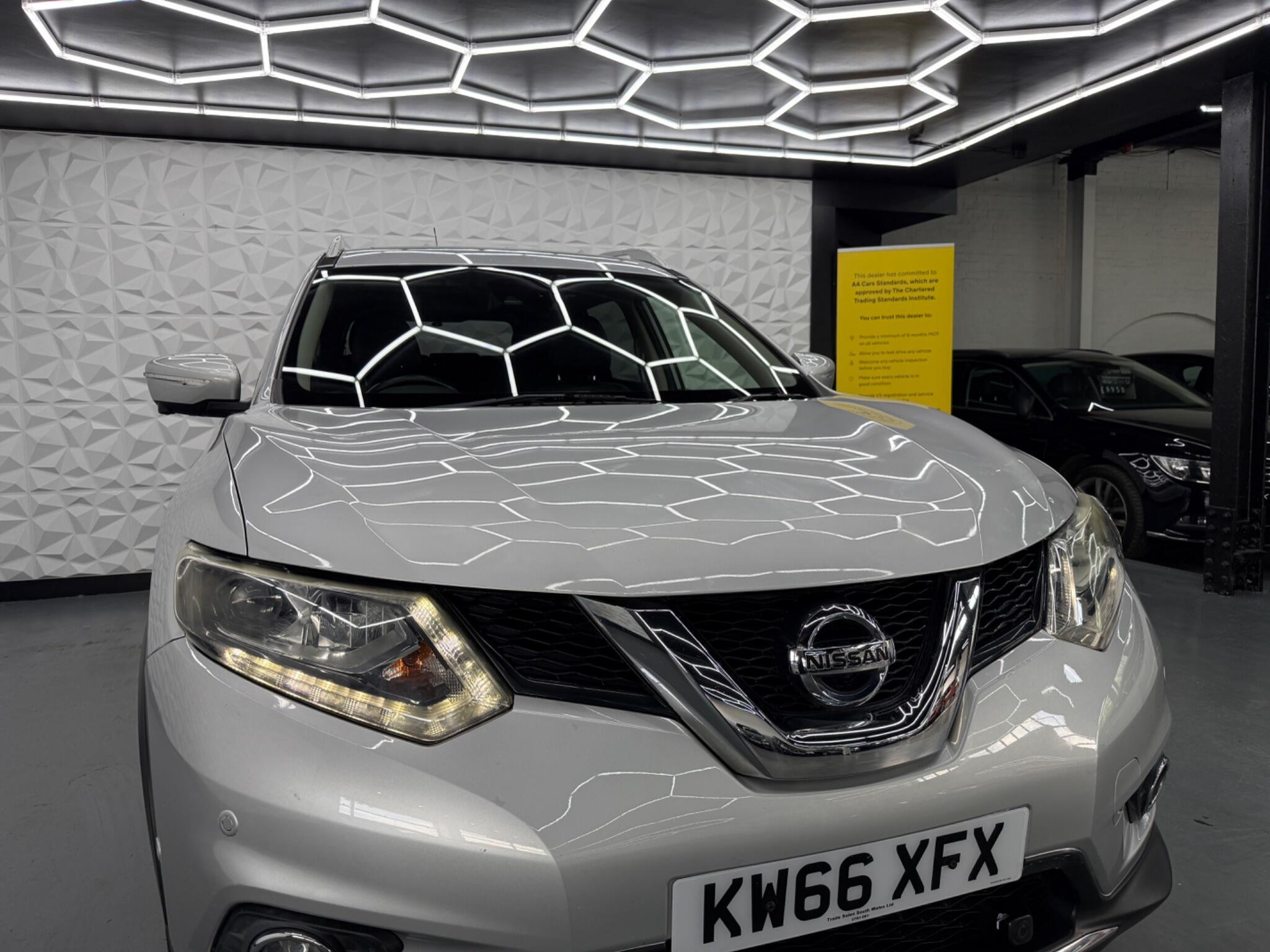 Nissan X-Trail - Image 12