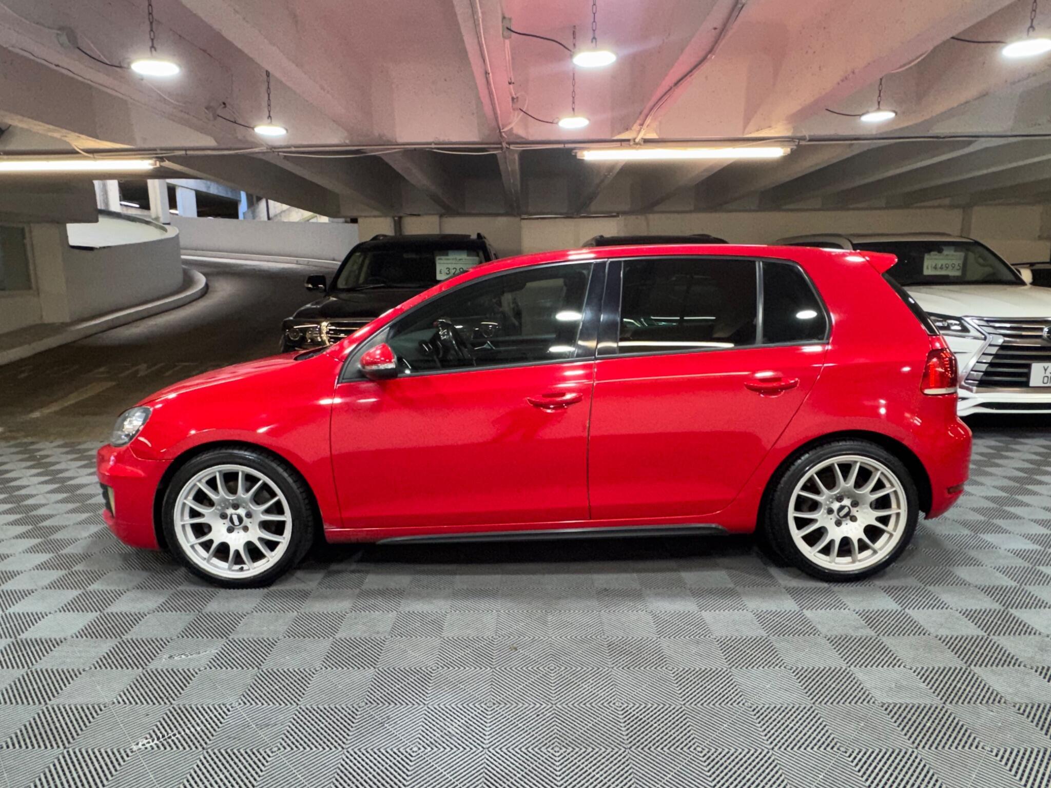 Volkswagen Golf - Image 2