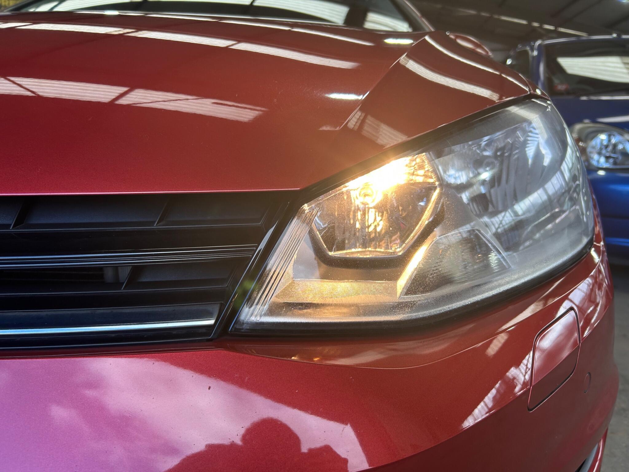 Volkswagen Golf - Image 28