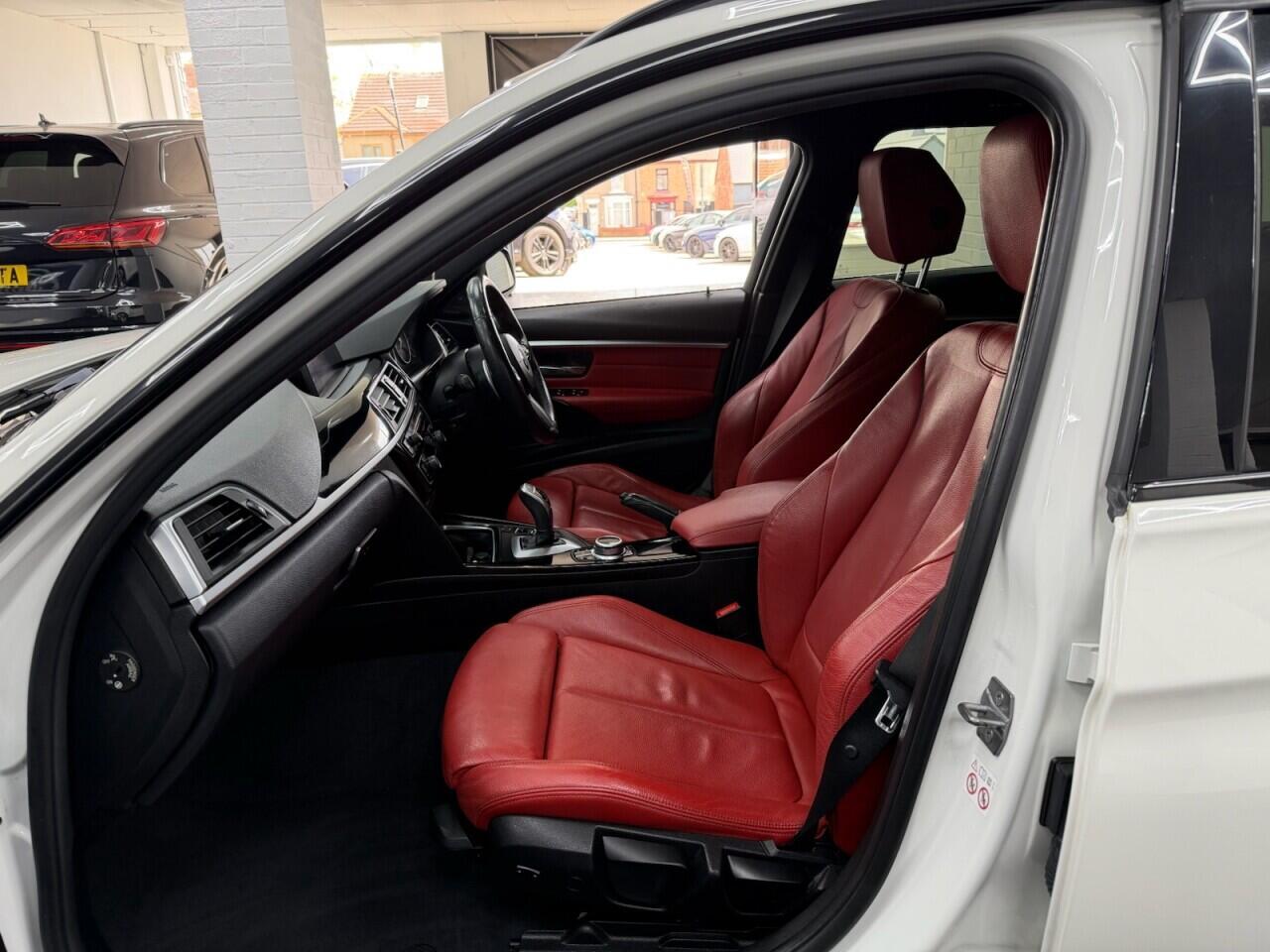 BMW 3 Series - Image 26