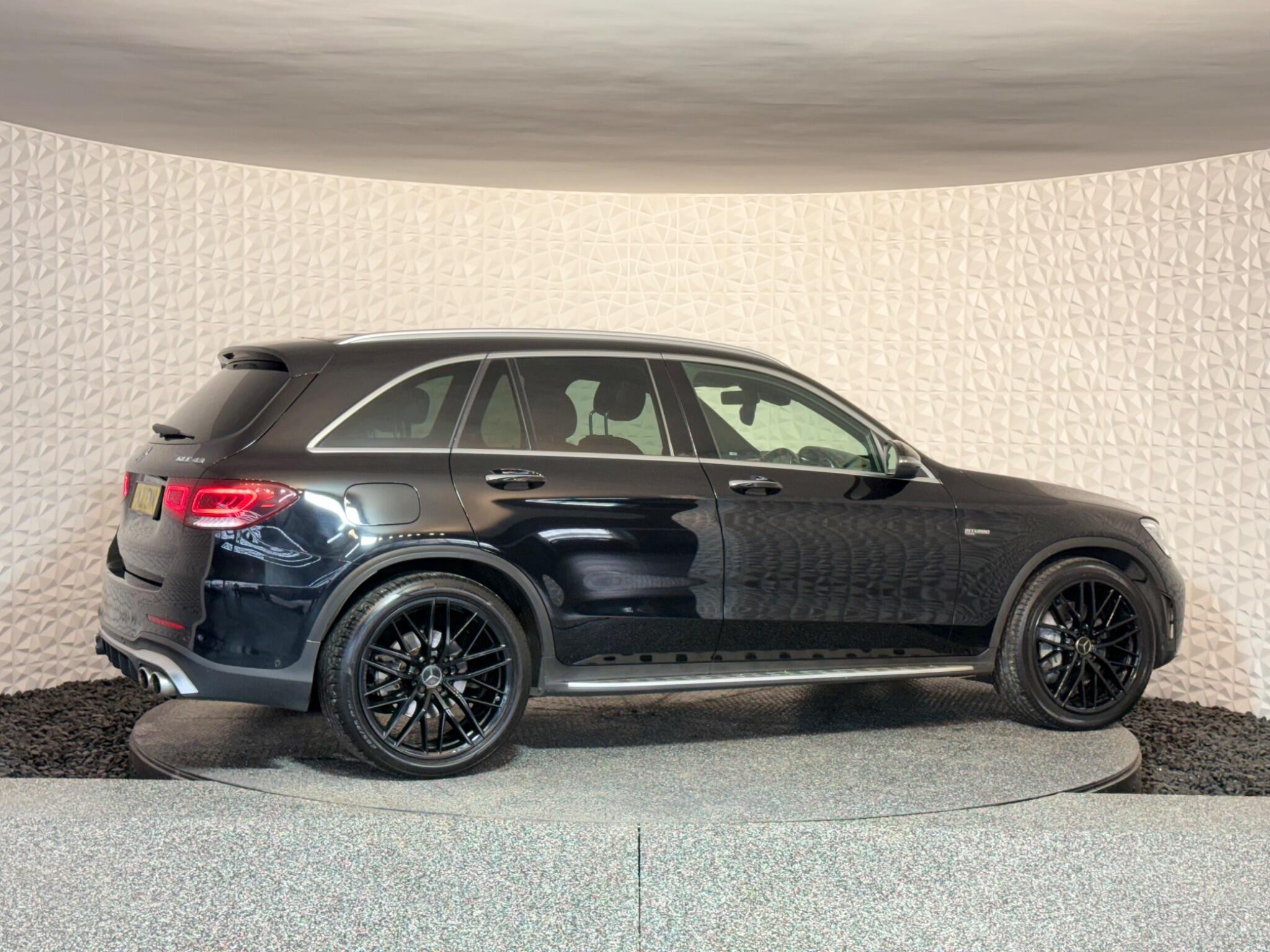 Mercedes GLC - Image 9