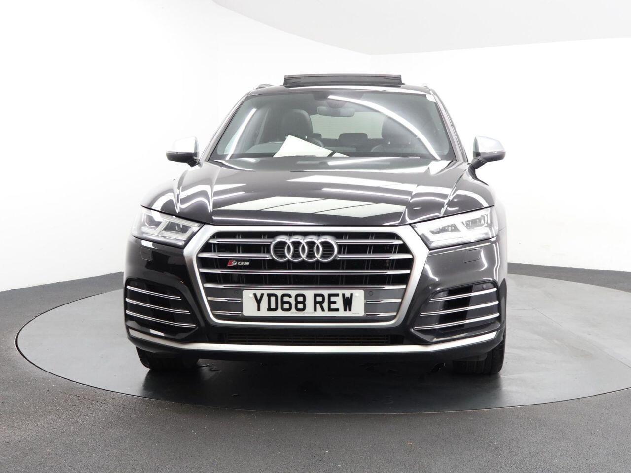 Audi SQ5 - Image 5
