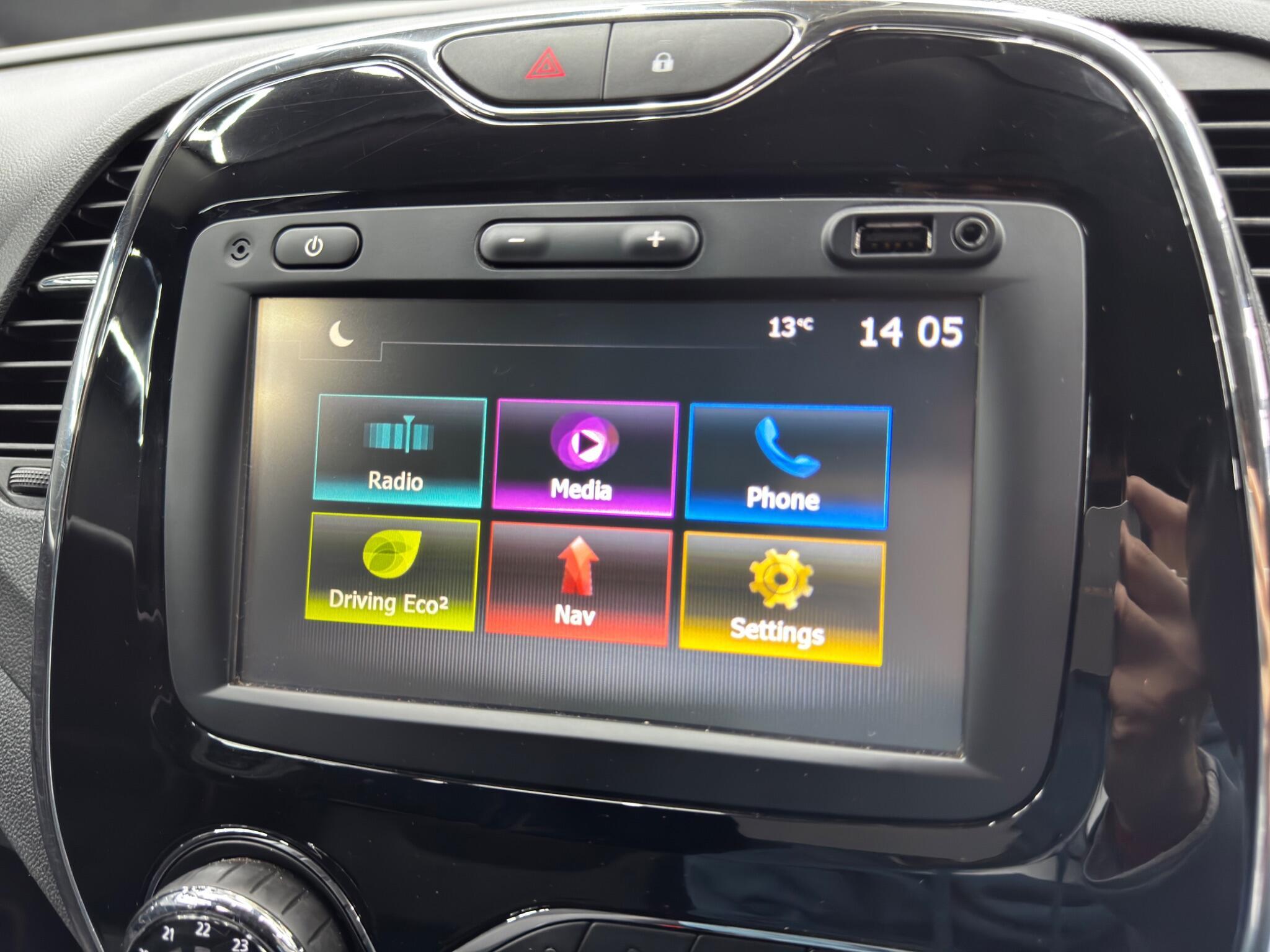 Renault Captur - Image 27