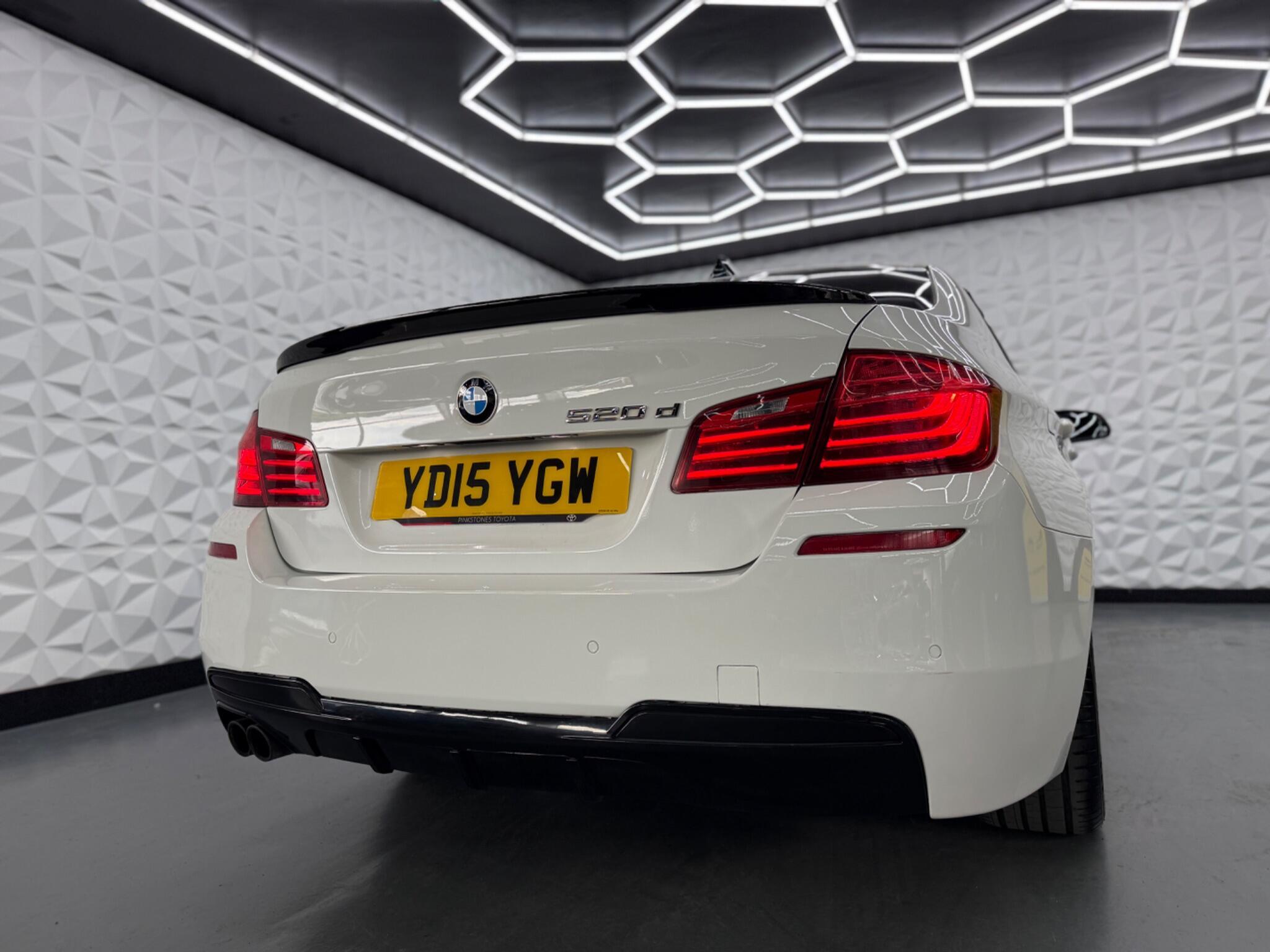 BMW 5 Series - Image 19