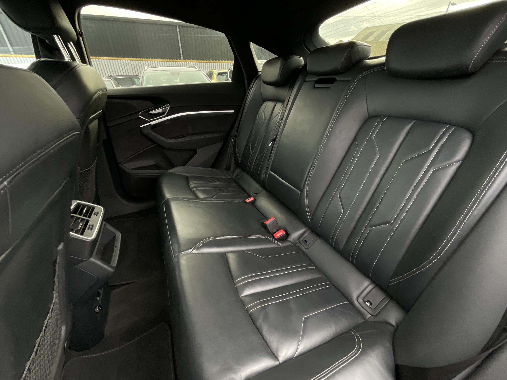 Audi E-Tron - Image 14