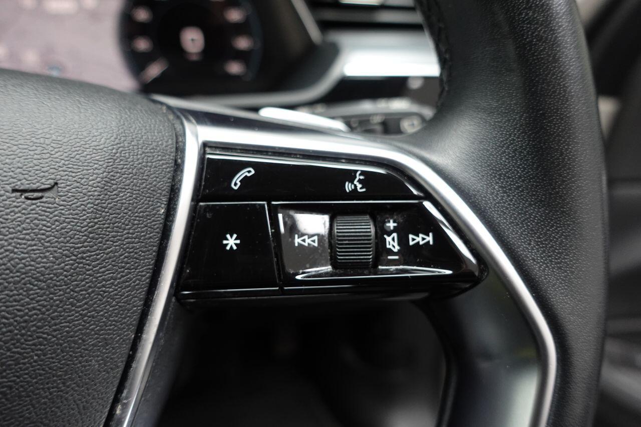 Audi E-Tron - Image 44