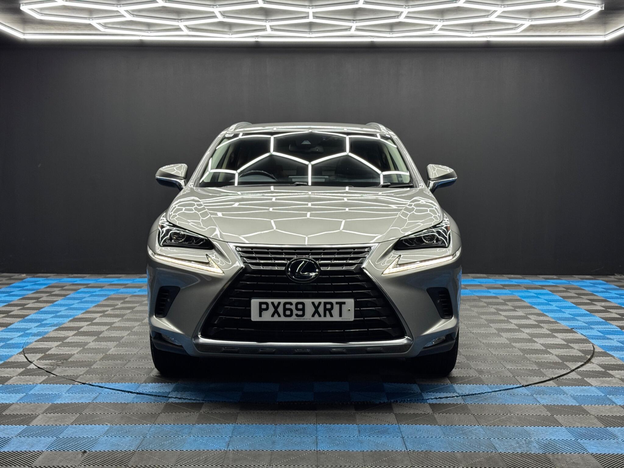 Lexus NX - Image 2