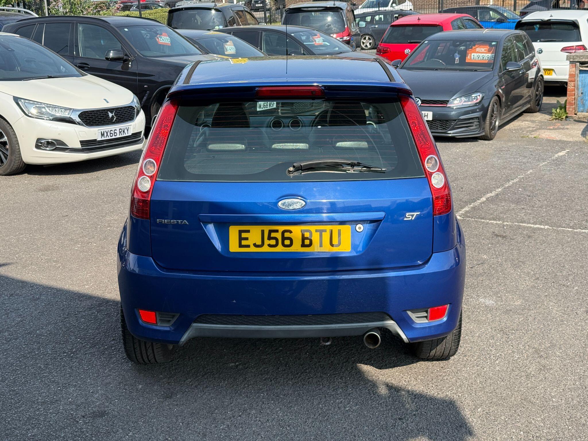 Ford Fiesta - Image 16