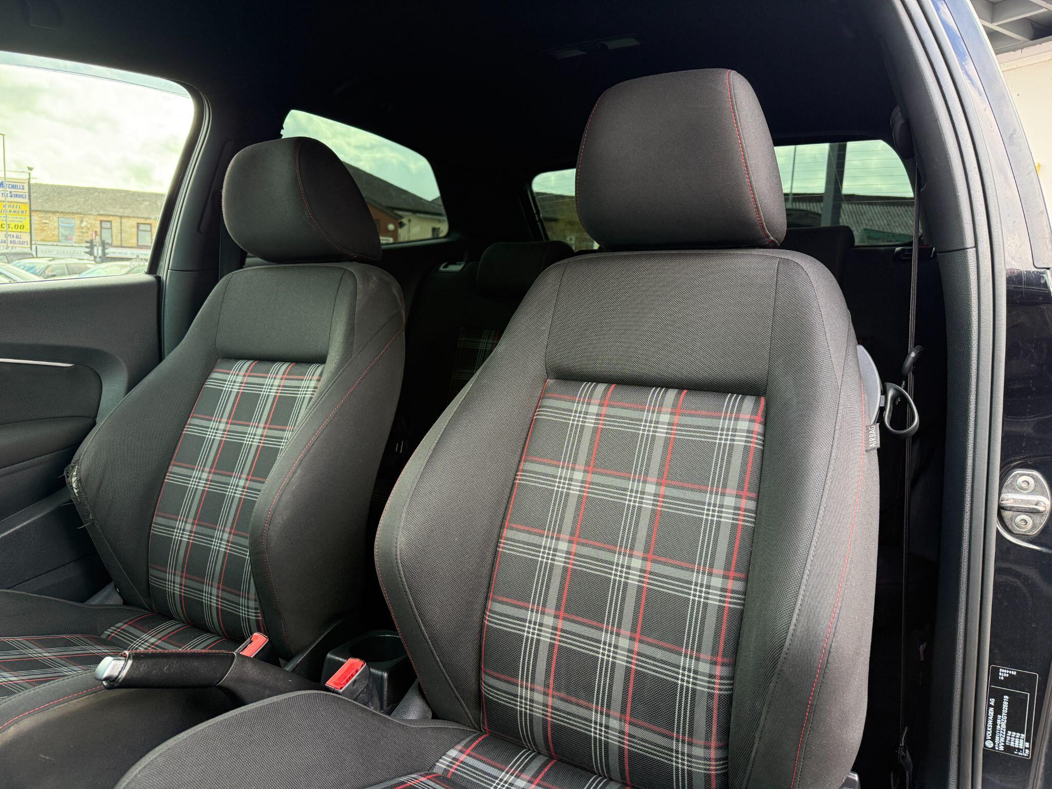 Volkswagen Polo - Image 31