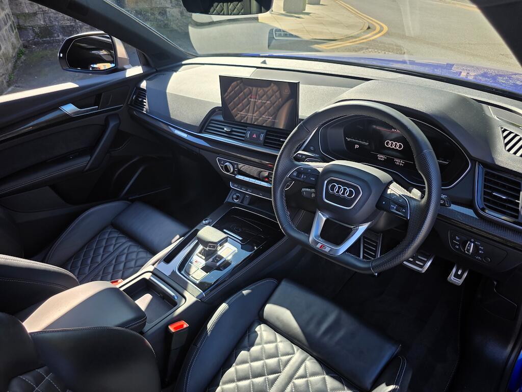 Audi SQ5 - Image 32