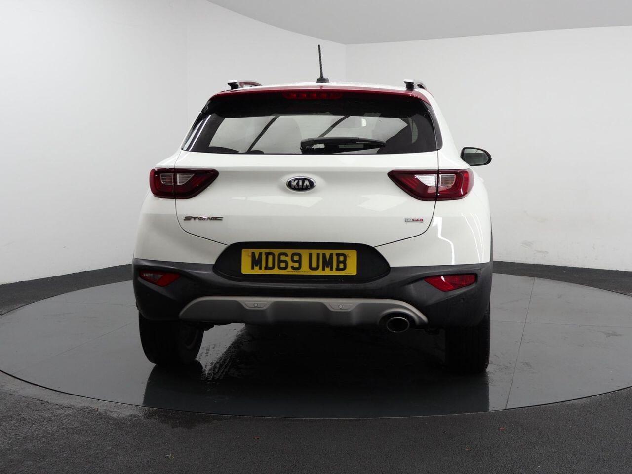 Kia Stonic - Image 11