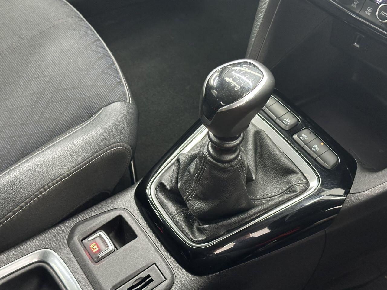 Vauxhall Corsa - Image 31