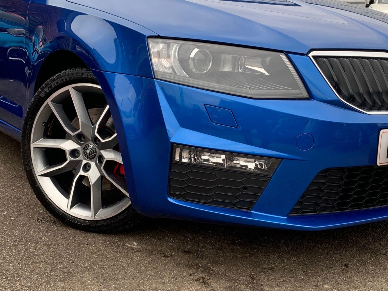 Skoda Octavia - Image 9