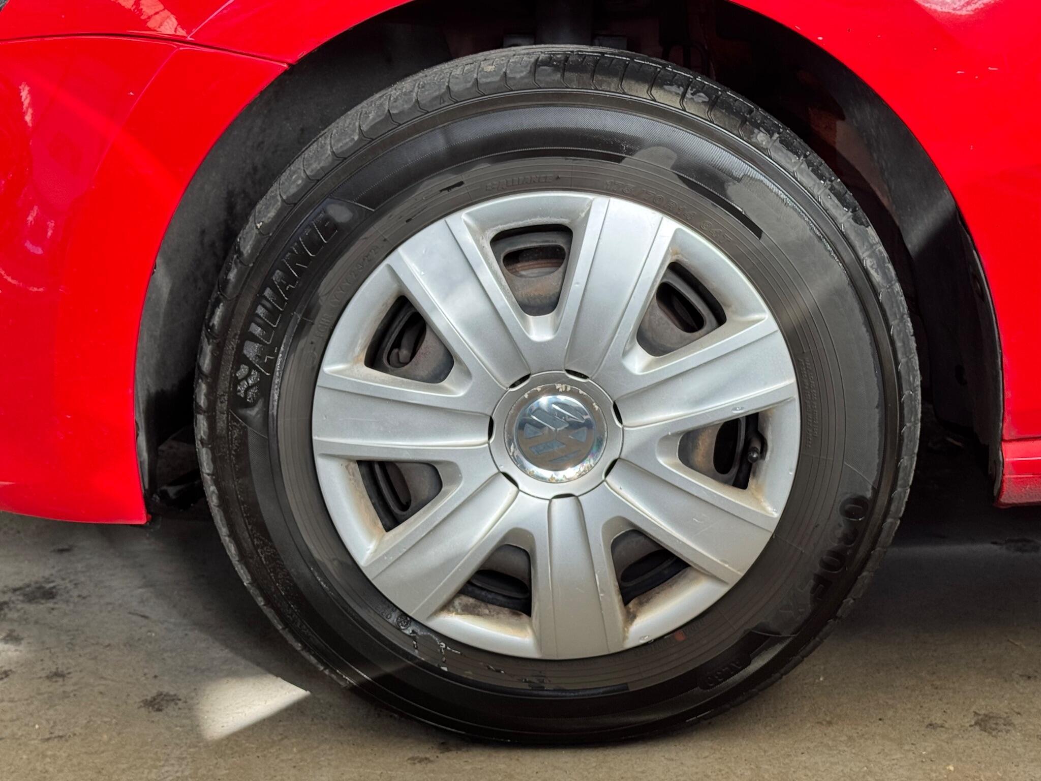 Volkswagen Polo - Image 16