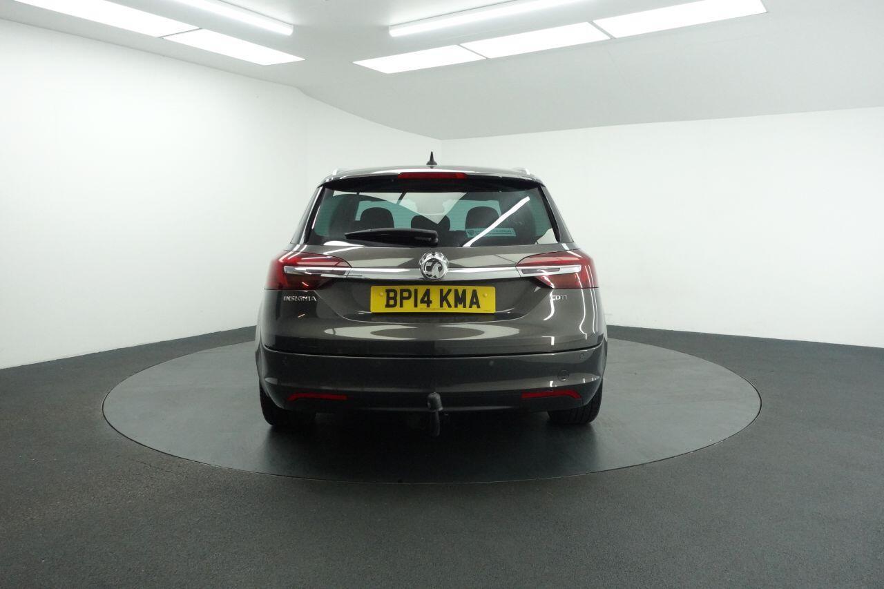 Vauxhall Insignia - Image 2