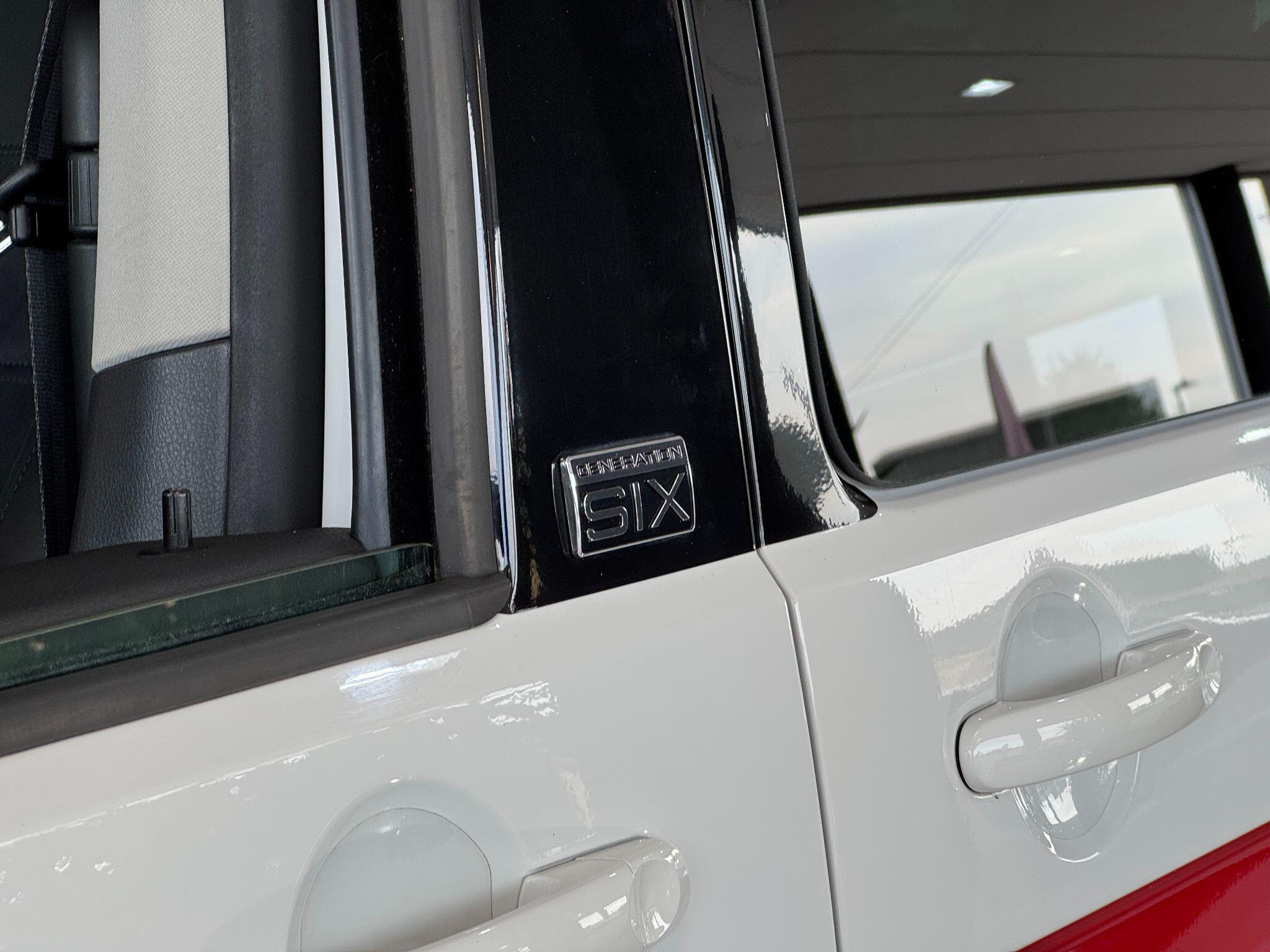 Volkswagen CARAVELLE - Image 15