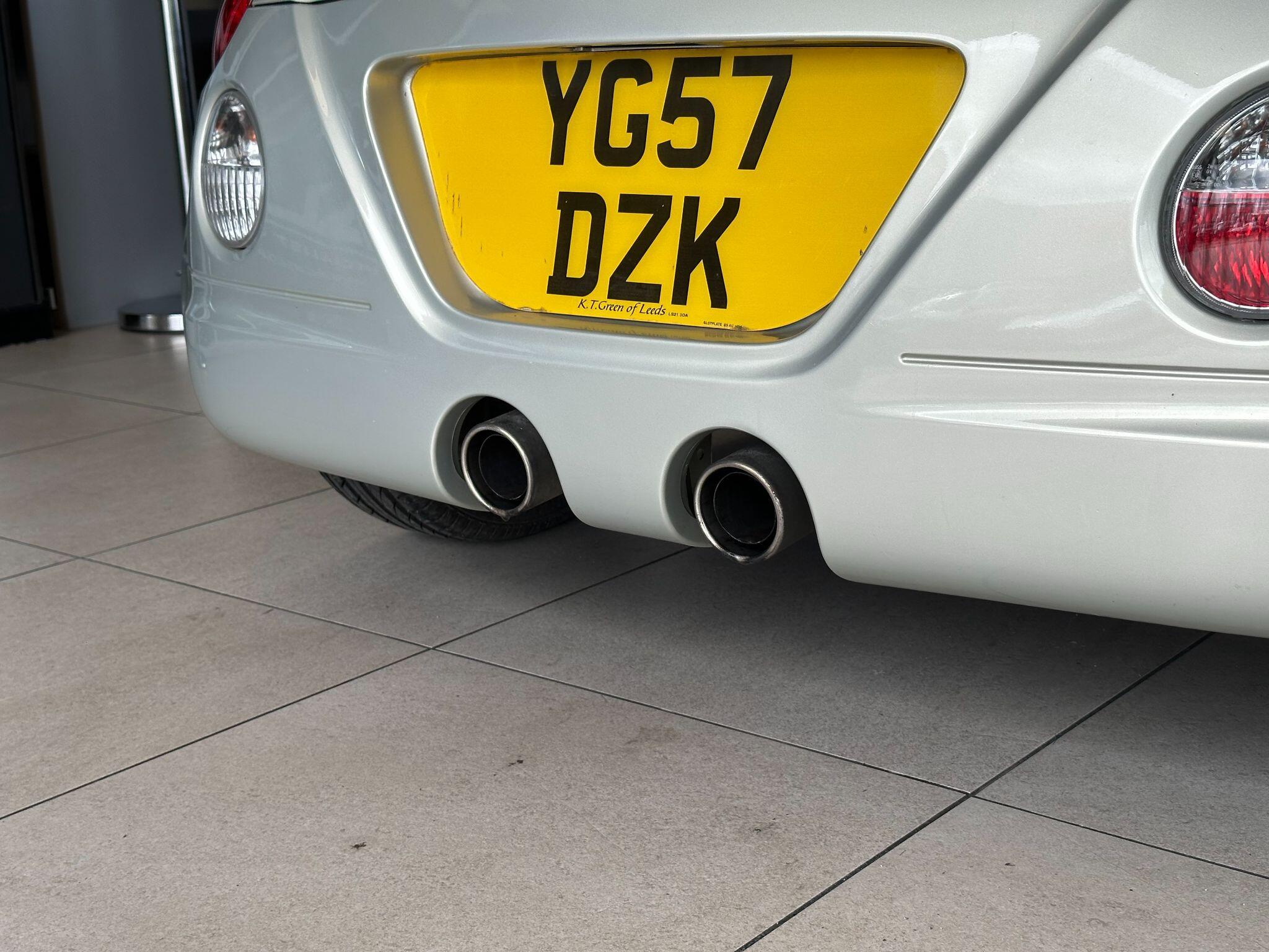 Daihatsu Copen - Image 22