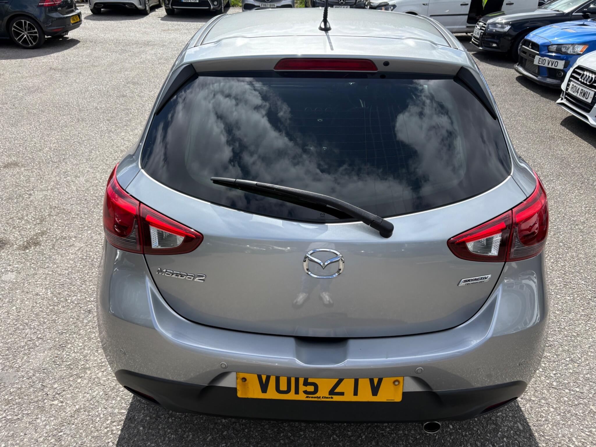 Mazda MAZDA2 - Image 15