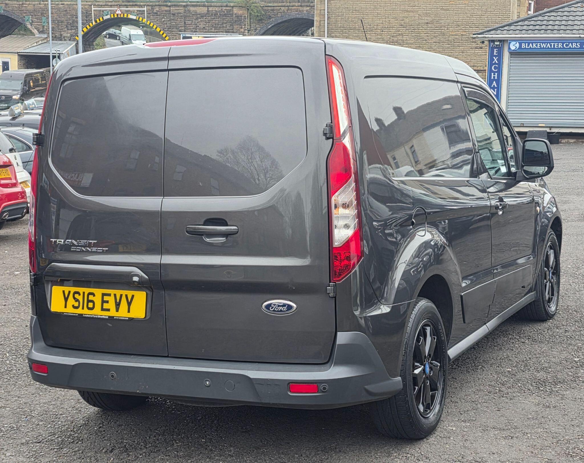 Ford Transit Connect - Image 7
