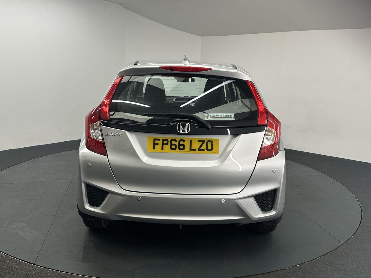 Honda Jazz - Image 10