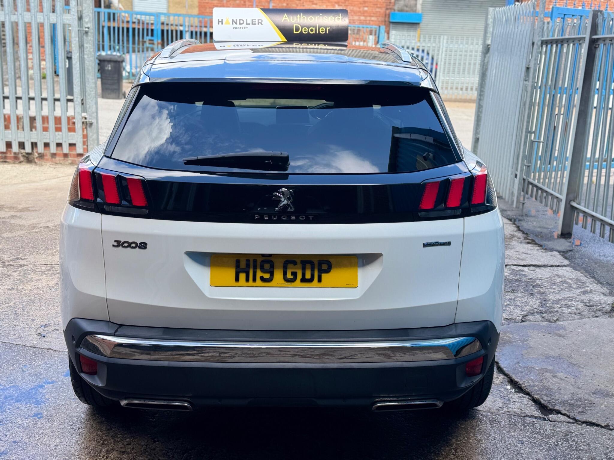 Peugeot 3008 - Image 17
