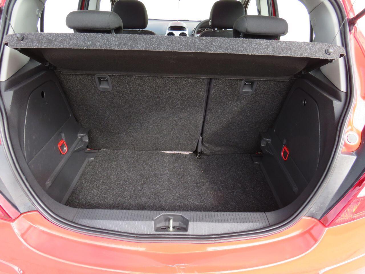 Vauxhall Corsa - Image 11