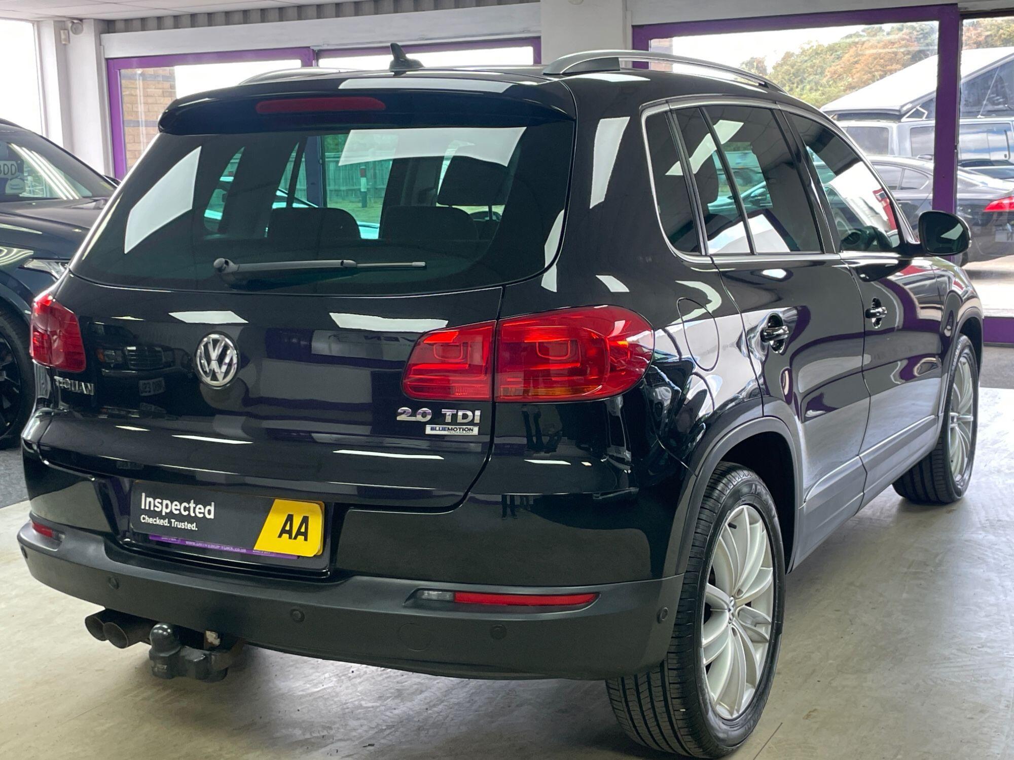 Volkswagen Tiguan - Image 10