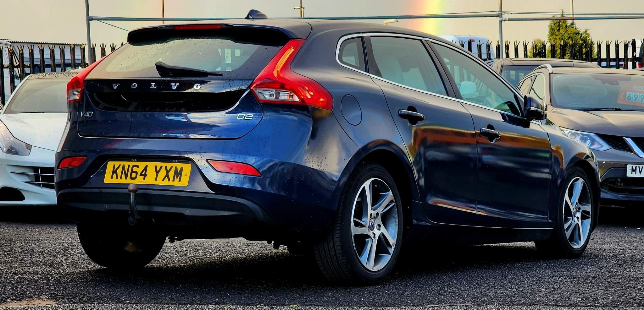 Volvo V40 - Image 3
