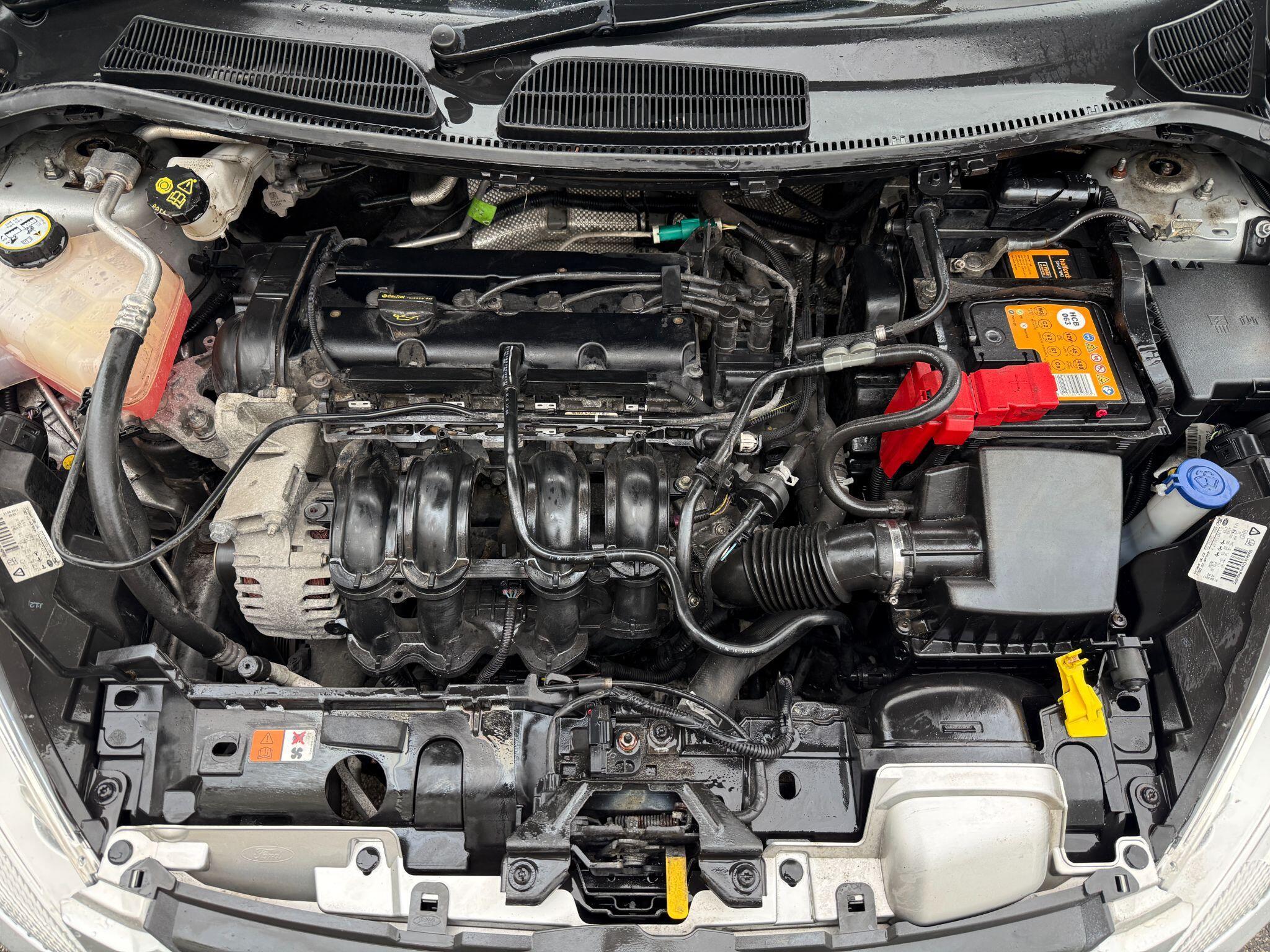 Ford Fiesta - Image 65