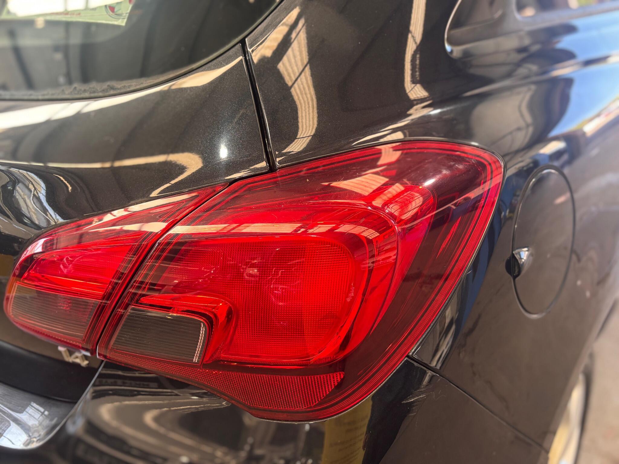 Vauxhall Corsa - Image 10