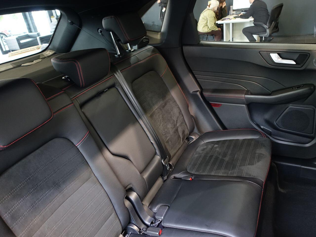 Ford Kuga - Image 16