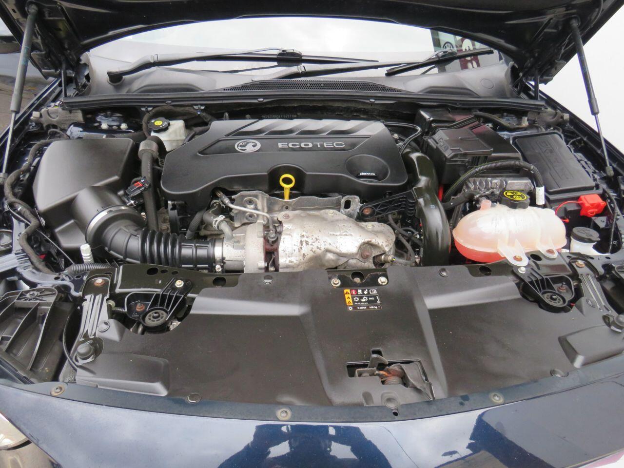 Vauxhall Insignia - Image 13