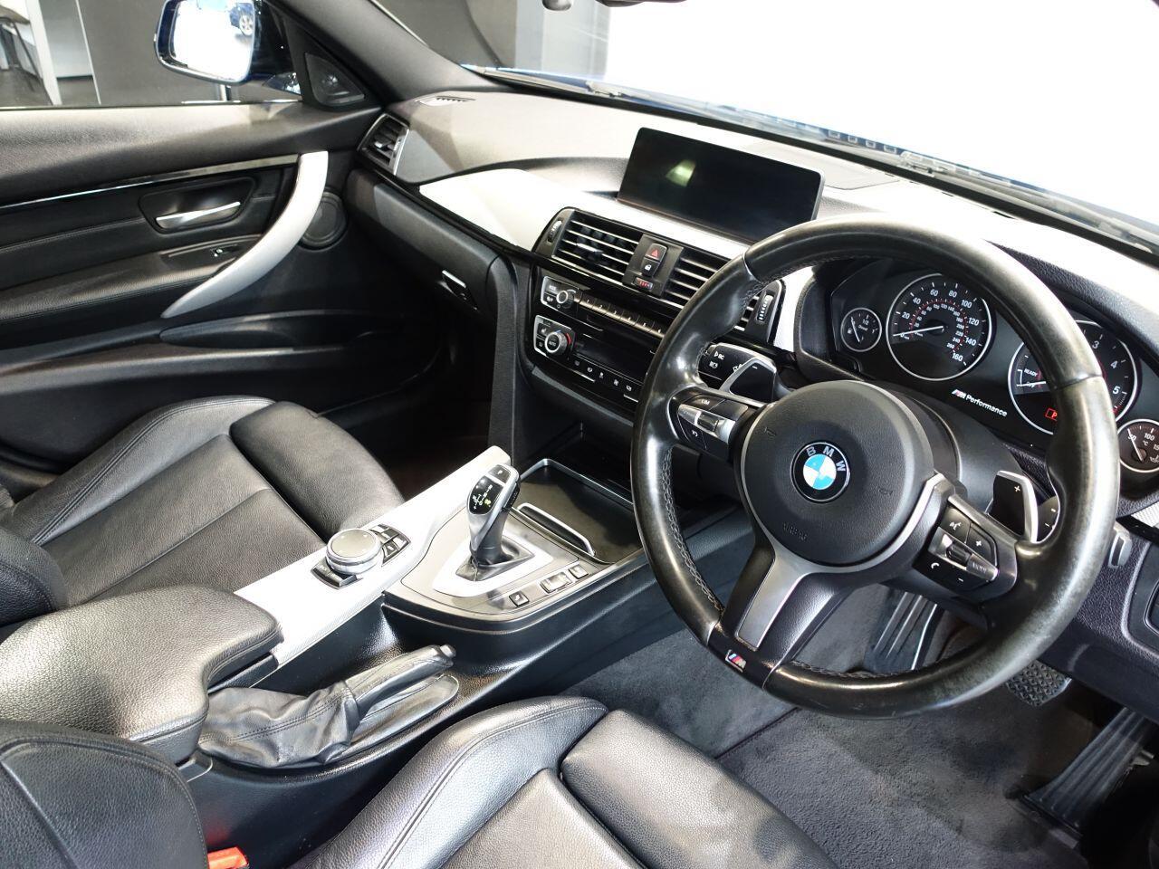 BMW 3 Series - Image 2