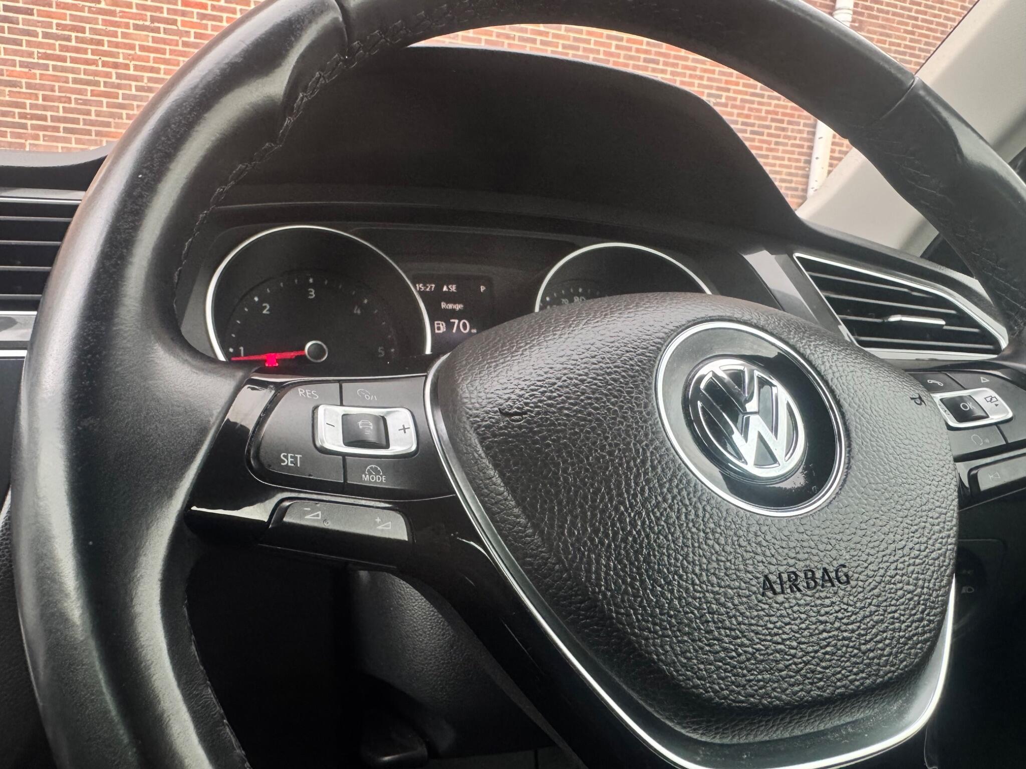 Volkswagen Tiguan - Image 49