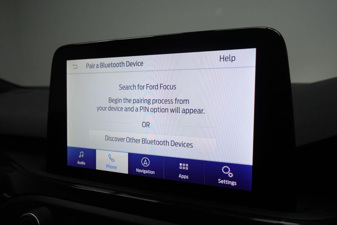 Ford Focus - Image 37