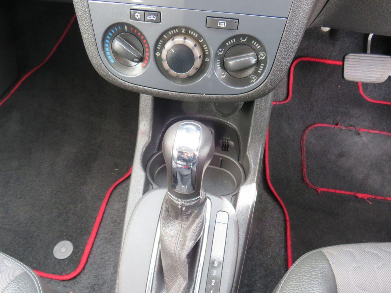 Vauxhall Corsa - Image 15